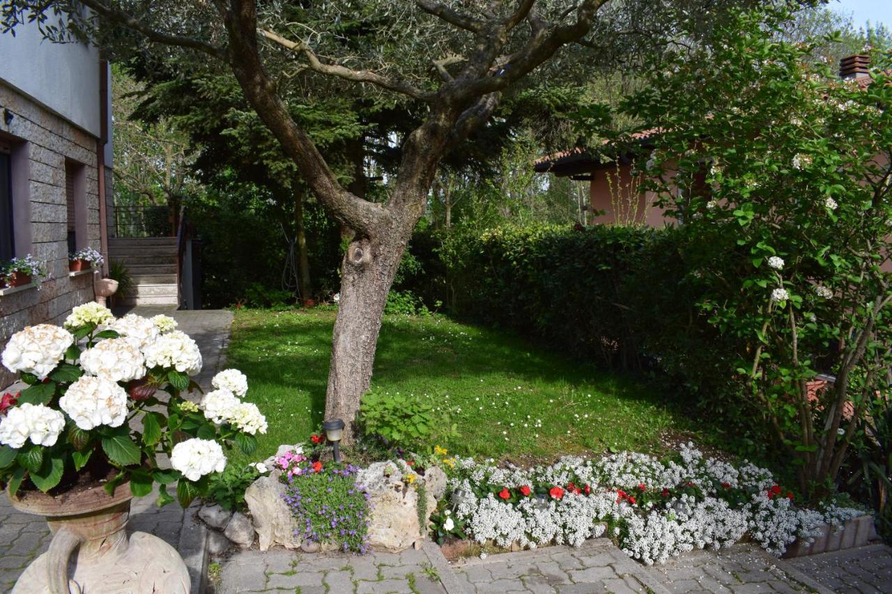 casa belvedere Monzambano Eksteriør billede